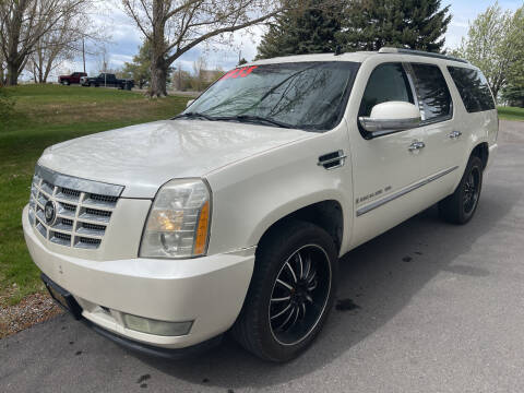 2007 Cadillac Escalade ESV for sale at BELOW BOOK AUTO SALES in Idaho Falls ID