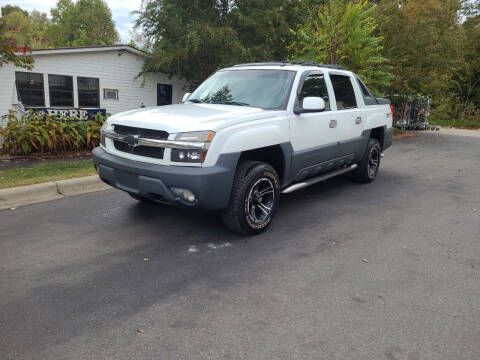 2003 Chevrolet Avalanche for sale at TR MOTORS in Gastonia NC