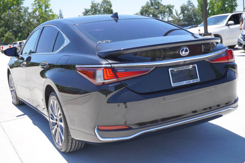 2021 Lexus ES 350