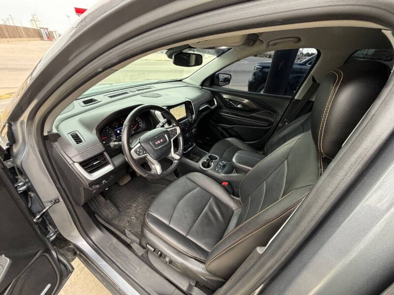 2021 GMC Terrain SLT