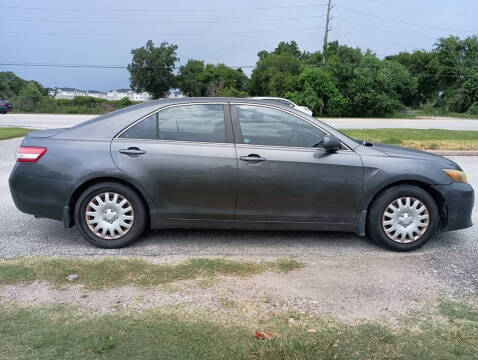 2010 Toyota Camry LE