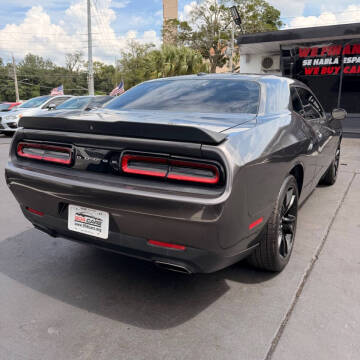 2017 Dodge Challenger SXT