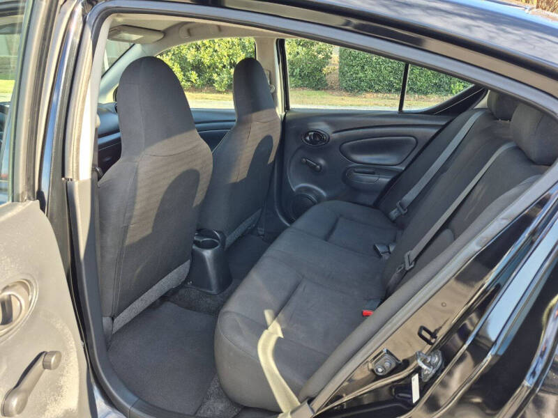 2017 Nissan Versa 1.6 S Plus