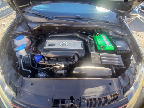 2013 Volkswagen GTI Base PZEV