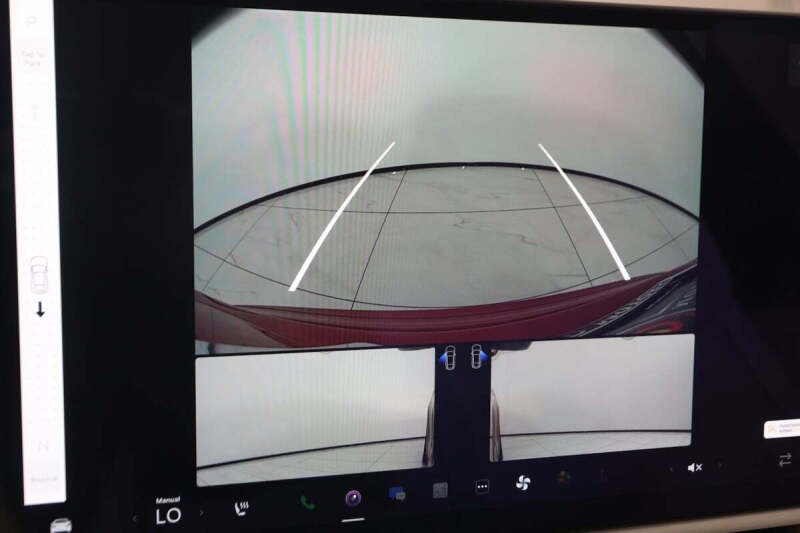 2022 Tesla Model S Plaid