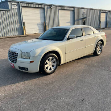 2007 Chrysler 300 for sale at Humble Like New Auto in Humble TX
