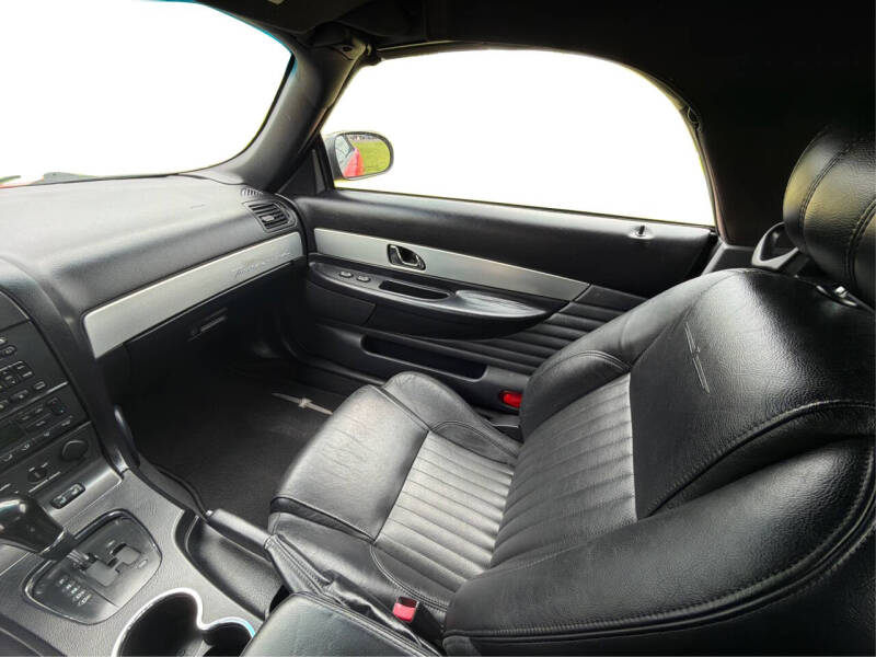2005 Ford Thunderbird Deluxe