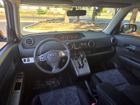 2012 Scion xB