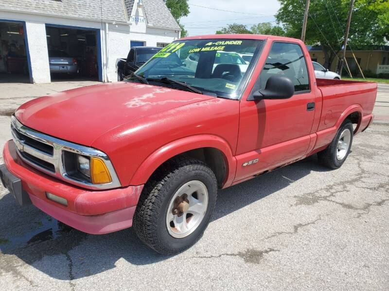 1995 Chevrolet S-10 for sale at Street Side Auto Sales in Independence MO