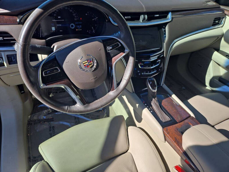 2014 Cadillac XTS Luxury Collection