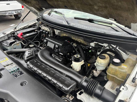 2004 Ford F-150 Lariat