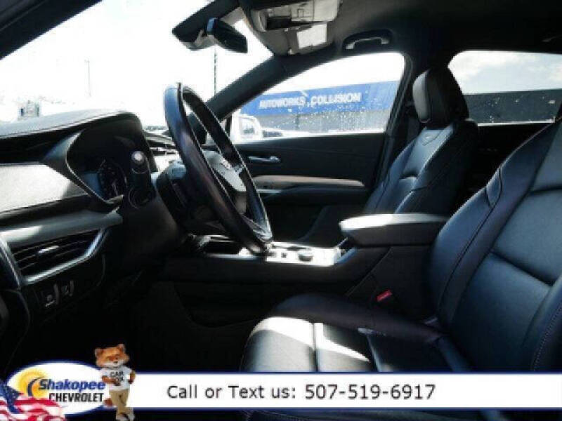 2020 Cadillac XT4 Premium Luxury