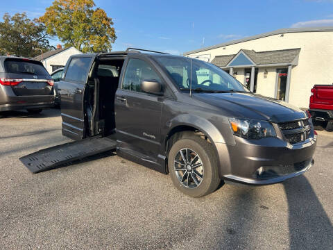 2019 Dodge Grand Caravan for sale at ULTIMATE MOTORS in Midlothian VA