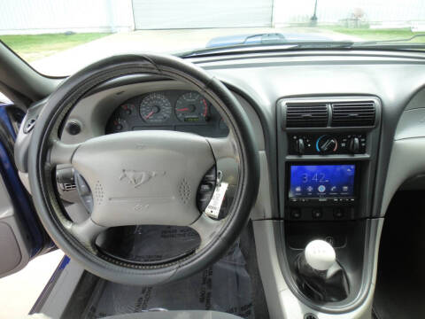 2003 Ford Mustang GT Deluxe
