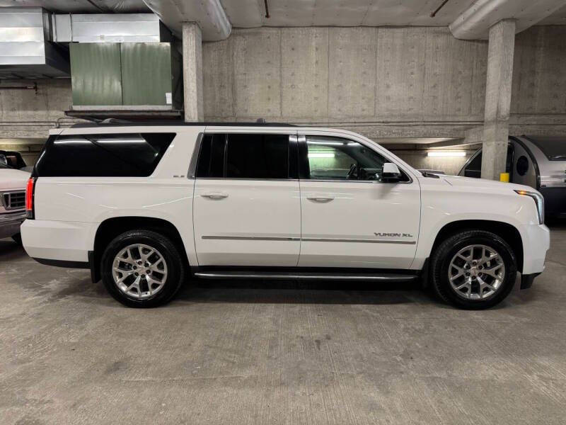 2015 GMC Yukon XL SLE