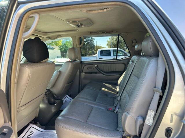 2005 Toyota Sequoia Limited