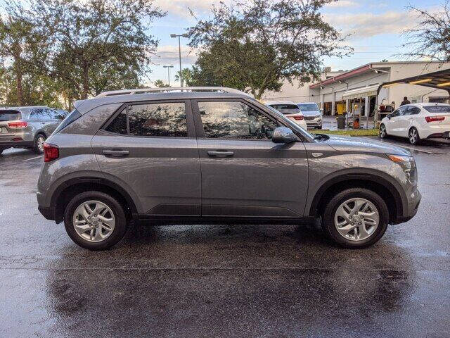 2020 Hyundai Venue SEL