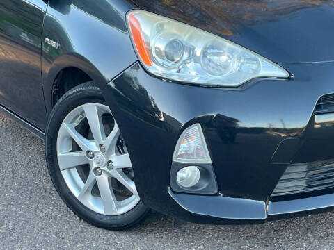 2013 Toyota Prius c
