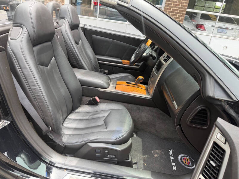 2004 Cadillac XLR