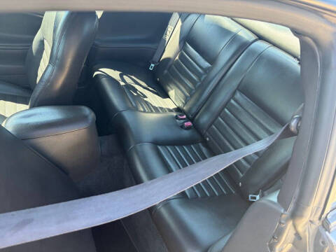 2003 Ford Mustang