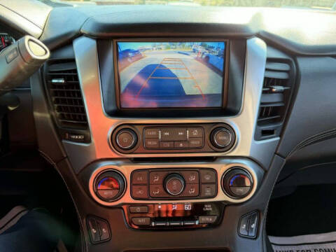 2017 Chevrolet Suburban LT