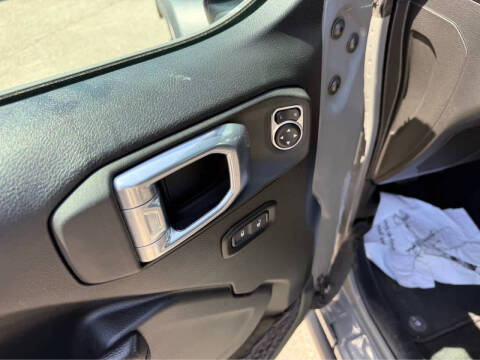 2021 Jeep Gladiator Mojave