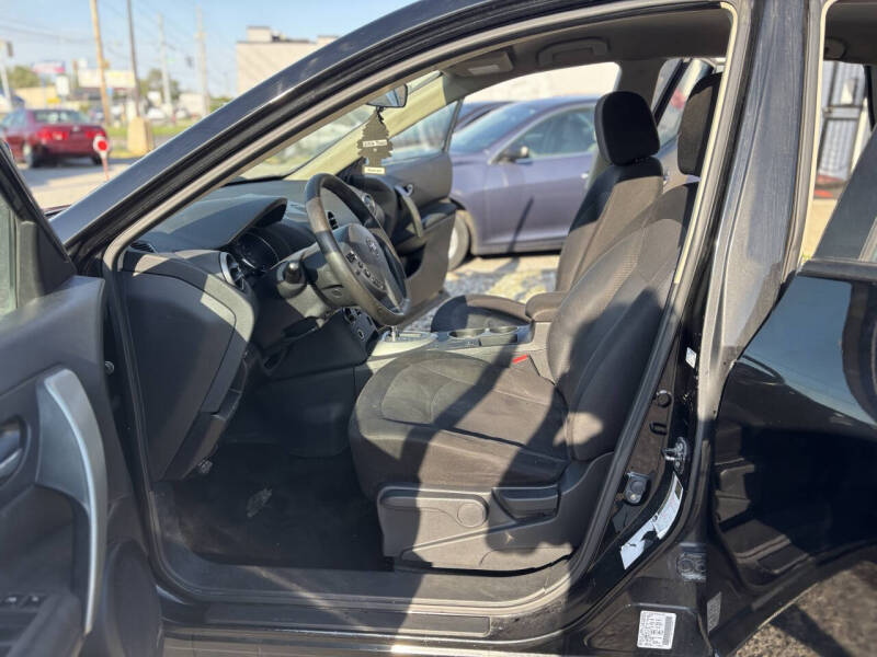 2013 Nissan Rogue S