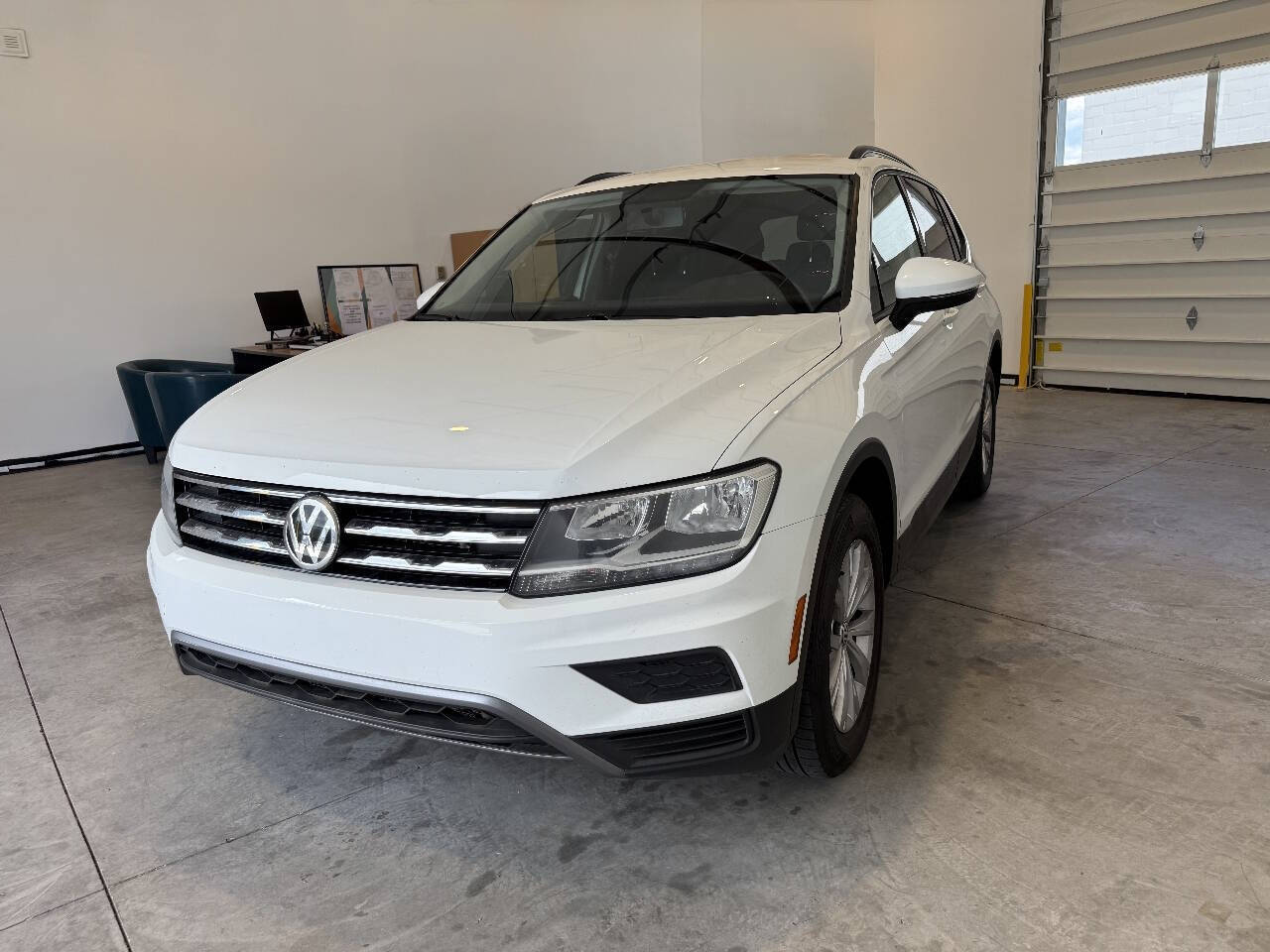 White 2019 Volkswagen Tiguan S 4Motion AWD S 4Motion 4dr SUV 2