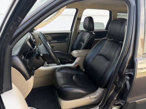 2006 Mazda Tribute s