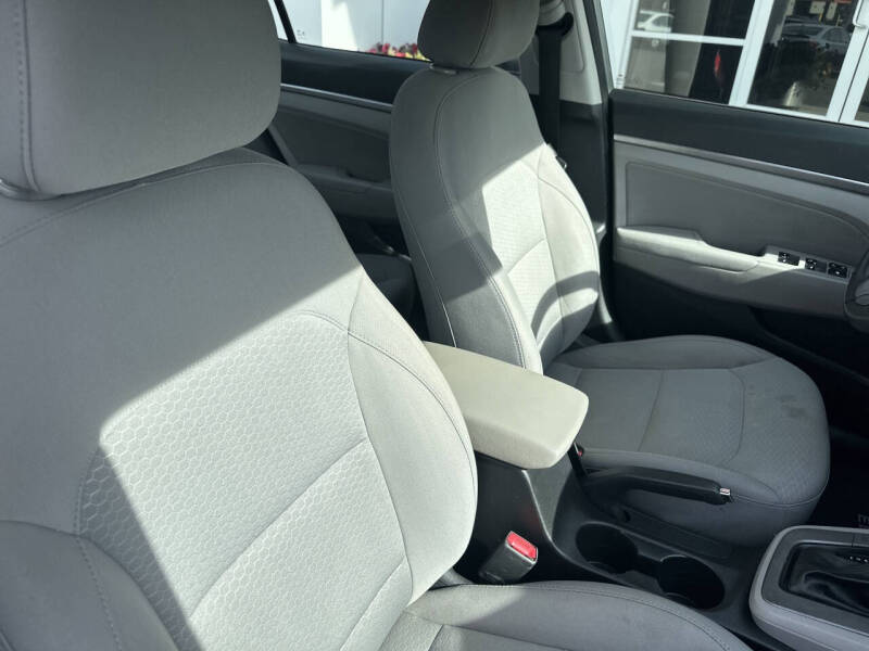 2019 Hyundai Elantra