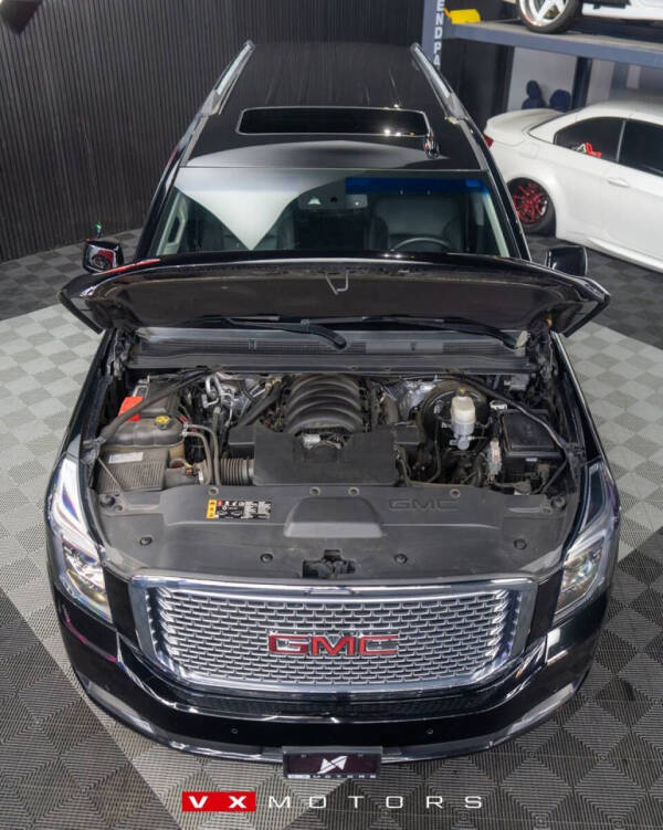 2017 GMC Yukon XL Denali