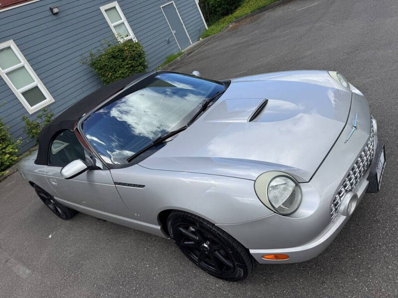 2004 Ford Thunderbird Deluxe