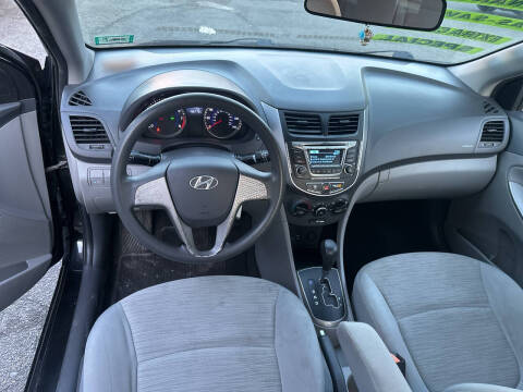 2015 Hyundai Accent GLS