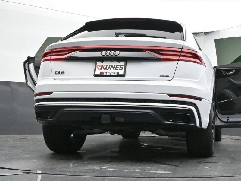 2022 Audi Q8 quattro Premium Plus 55 TFSI