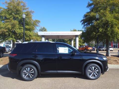 2024 Nissan Pathfinder for sale at BLACKBURN MOTOR CO in Vicksburg MS