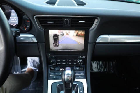 2017 Porsche 911 Carrera 4