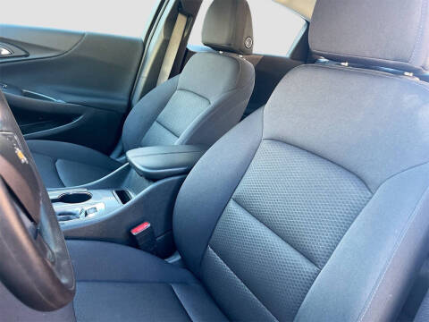 2025 Chevrolet Malibu LT