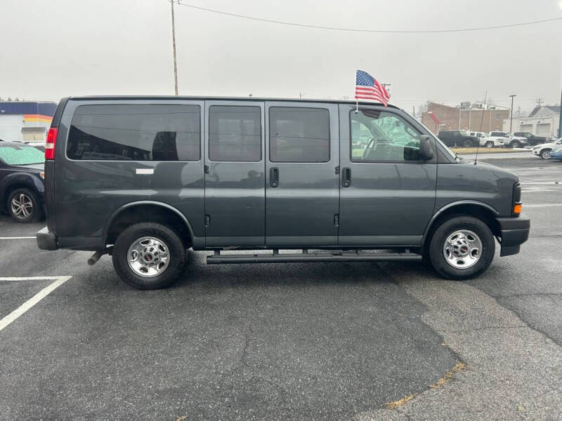 2017 GMC Savana LS 2500