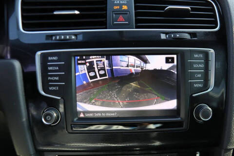 2017 Volkswagen Golf GTI S