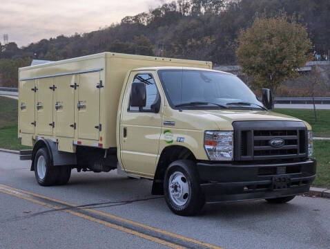 2021 Ford E-Series E-450 SD
