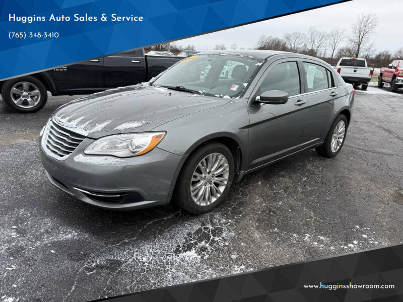 2013 Chrysler 200 LX's photo