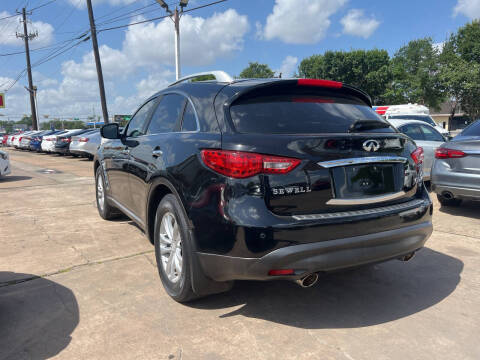 2016 Infiniti QX70