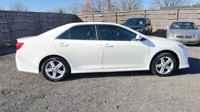 2012 Toyota Camry SE