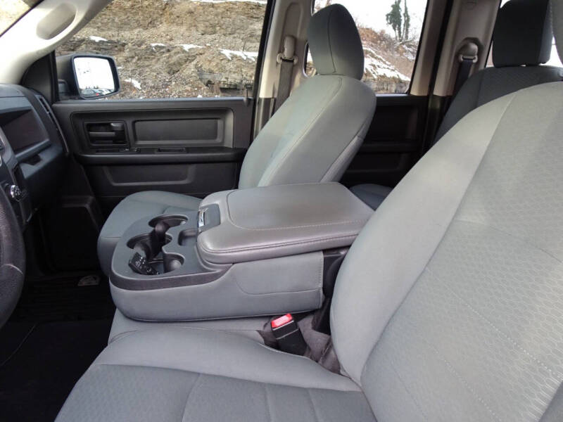 2017 RAM 1500 Express