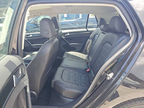 2015 Volkswagen Golf TSI S