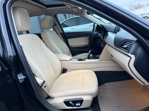 2018 BMW 3 Series 320i xDrive