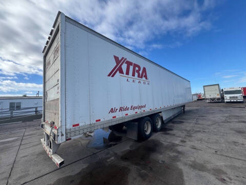 2007 Strick 53" X 102"  Curb Side Door
