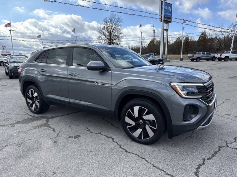 2025 Volkswagen Atlas Cross Sport SE 4Motion