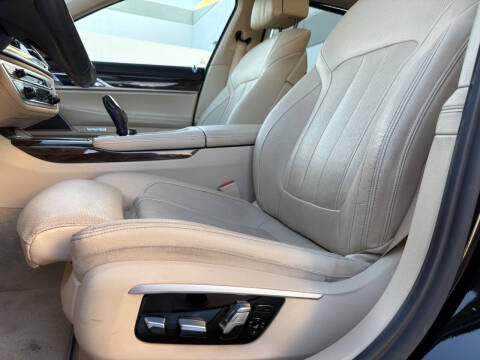 2017 BMW 7 Series 740i