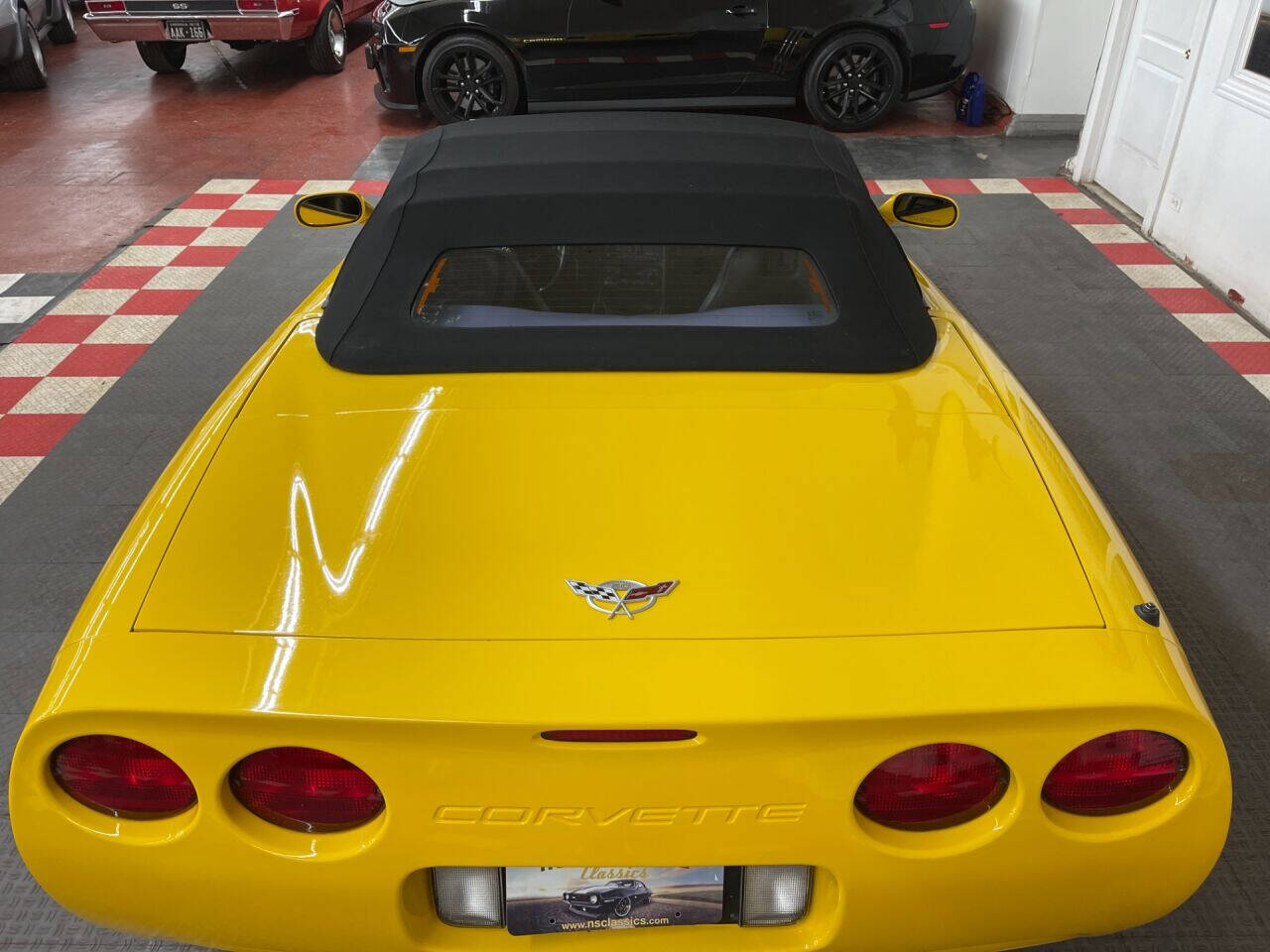 2003 Chevrolet Corvette 36